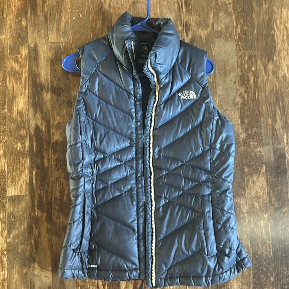 Women’s 550 North Face Winter vest